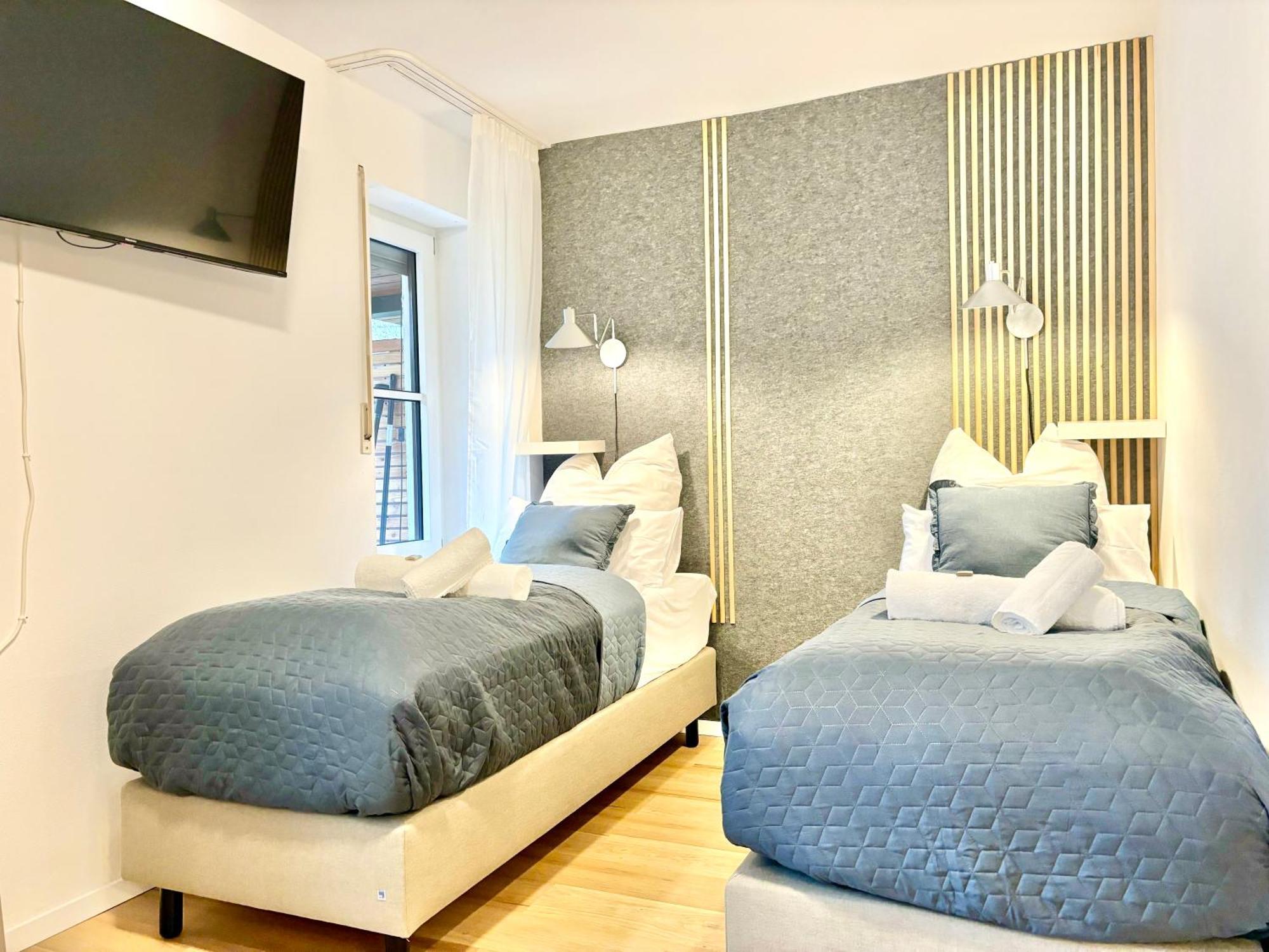 Apartment Snug - Design Am Mit Terrasse, Garten, Badestelle Vor Dem Haus Worthsee
