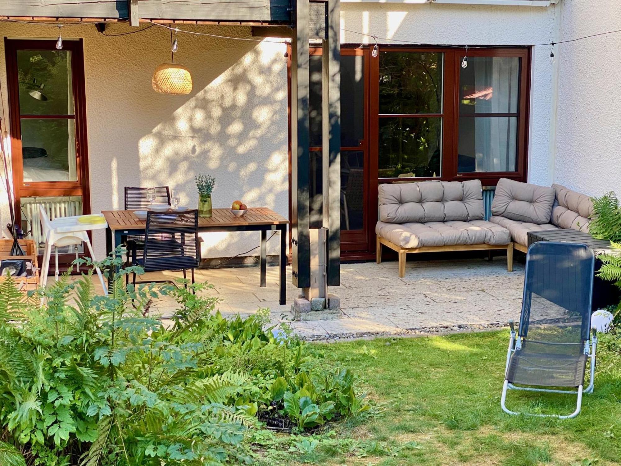 Apartment Snug - Design Am Mit Terrasse, Garten, Badestelle Vor Dem Haus *