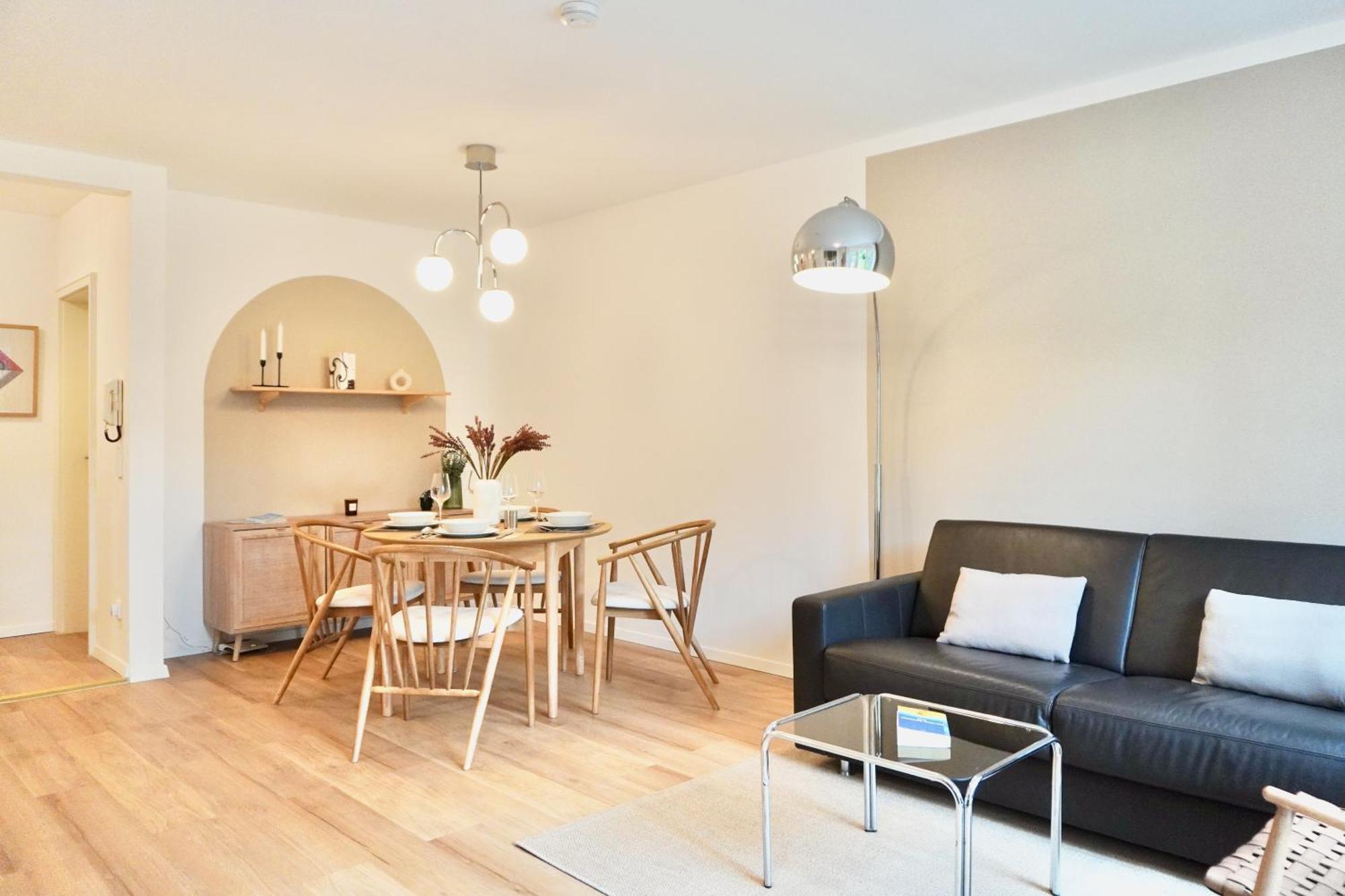 Snug Stays 2 - Design 1-Zimmer-Studio Am See Mit Terrasse, Garten, Badestelle Vor Dem Haus Apartment